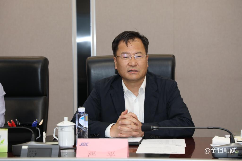 20241008-西安高新区党工委副书记、管委会主任陈辉一行到ty8天游平台登录股份调研座谈 (4).jpg